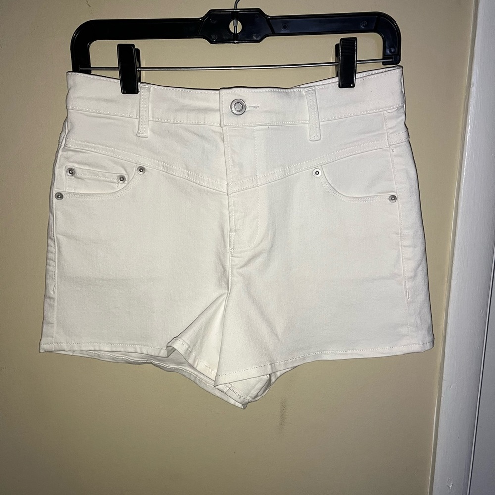 White womens short